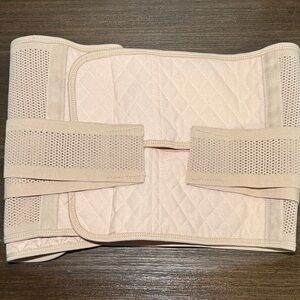 Postpartum waist support belt